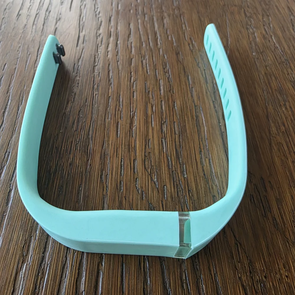  Set of 7 Fitbit Flex Wireless Activity and Sleep Tracker Wristbands No Charger - Picture 9 of 11